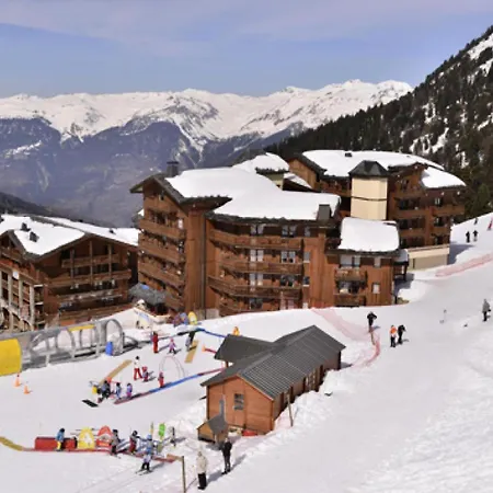 Résidence Licorne - Fonctionnel · Skis Aux Pieds · Vue Pistes · Casier à Skis Mae-6414 La Plagne