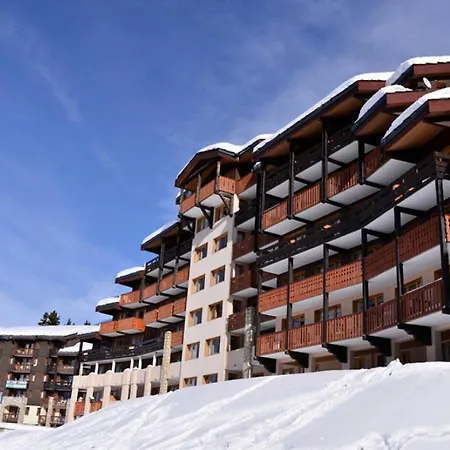 Résidence Licorne - Fonctionnel · Skis Aux Pieds · Vue Pistes · Casier à Skis Mae-6414 La Plagne
